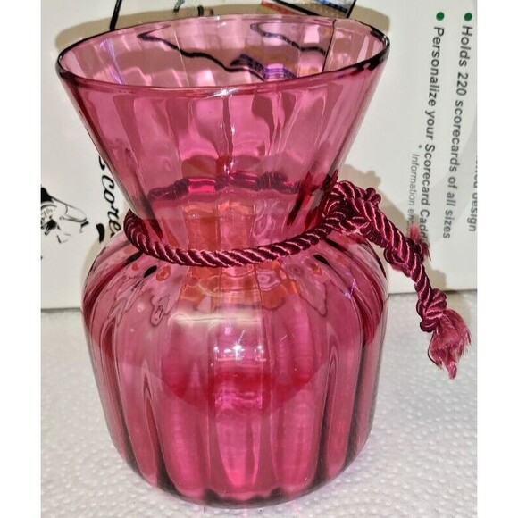 Vintage 1960s  PILGRIM "Cranberry" BLOWN-GLASS Vertical Rib Paneled Vase - Picture 11 of 11